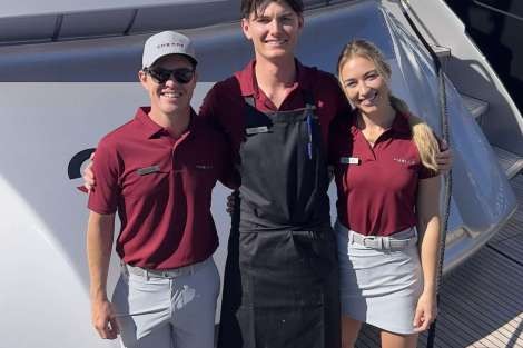 Review img # 6 of the yacht CHERRY