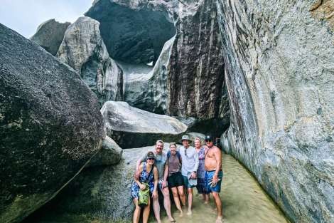 Review img # 12 of the yacht ETHER