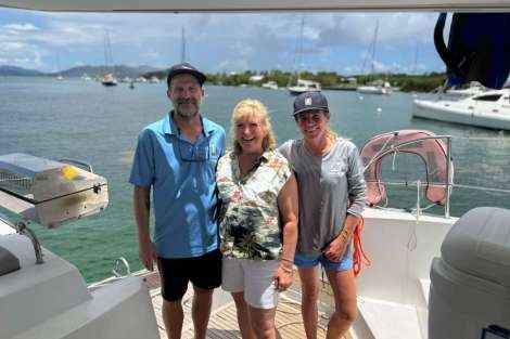 Review img # 16 of the yacht PERPETUAL BLUE