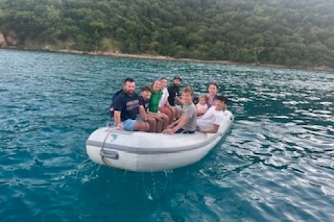 Review img # 14 of the yacht PERPETUAL BLUE