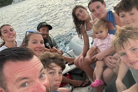 Review img # 13 of the yacht PERPETUAL BLUE